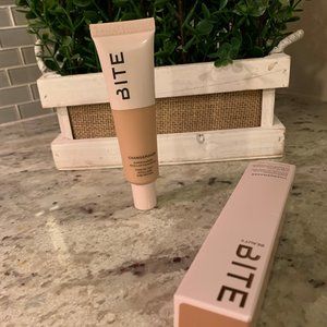 Bite Beauty Changemaker Foundation L40